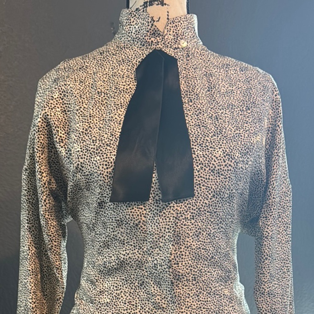 ✨ Vintage 1980s Louis Féraud Silk Blouse – Pure Cream with Black Accents✨